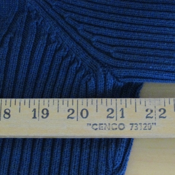 Tommy Hilfiger Jeans Large Logo Front Sweater - Picture 6 of 8